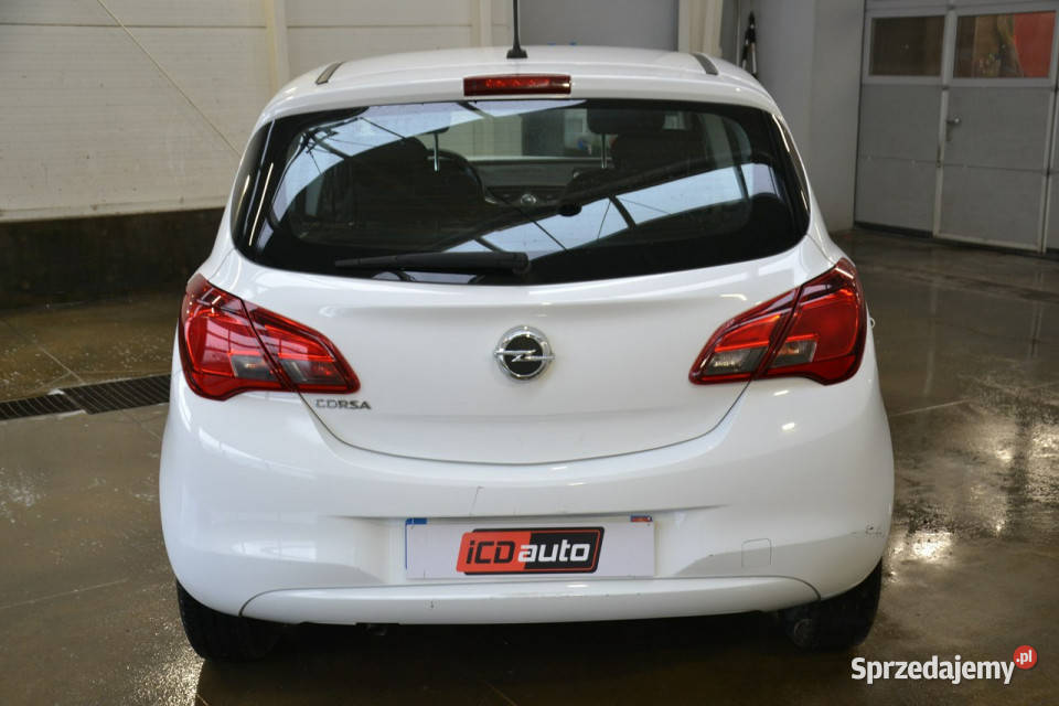 Opel Corsa 14 benzyna 90 klimatyzacja tempomat
