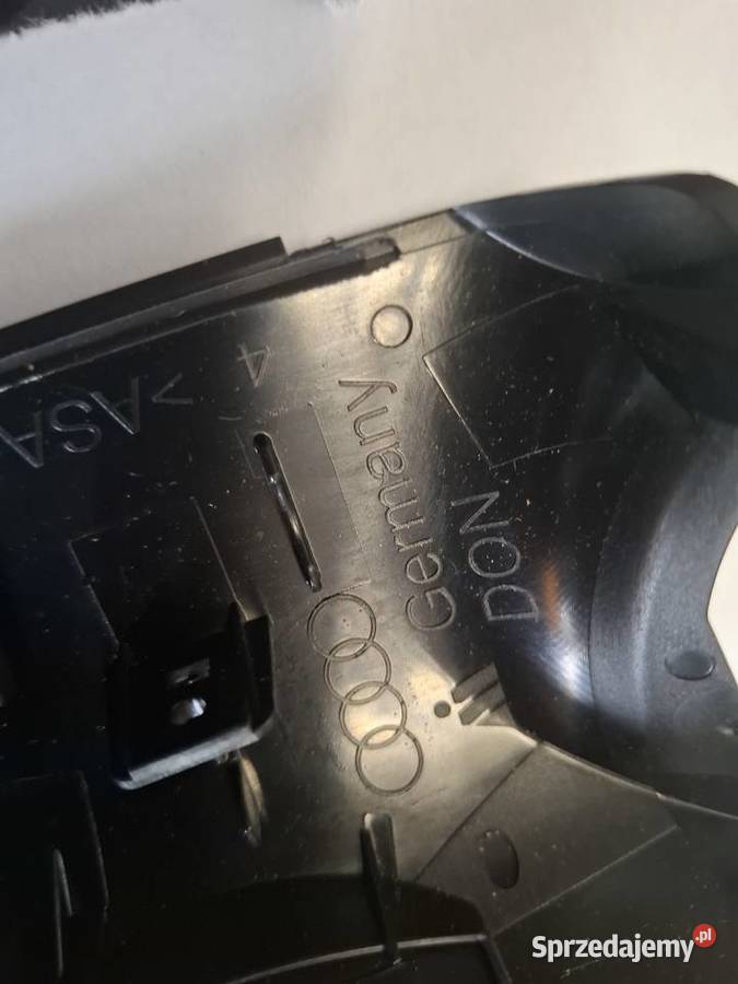 Audi A4 S4 B8 8K Element lusterka bocznego drzwi