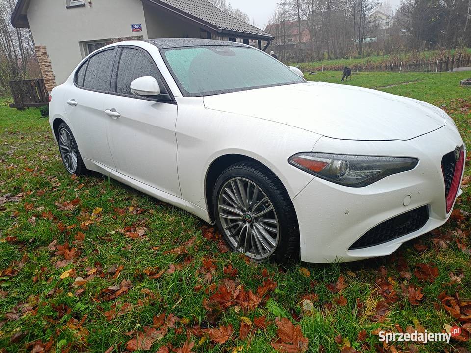 Alfa Romeo Giulia Q4 280 benzyna Kobyłka