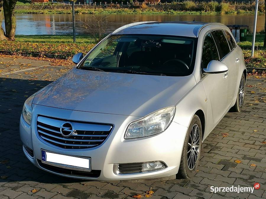 Opel InsigniaBenzyna 16 16v Turbo Sanok sprzedam