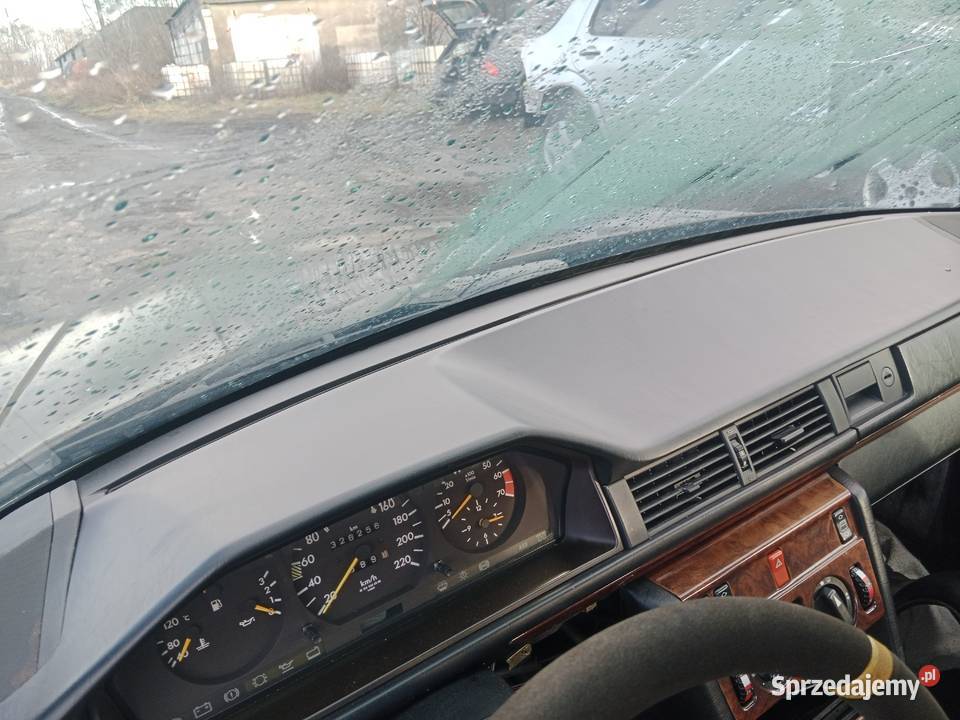 W124 na części W124 Motoryzacja Puławy