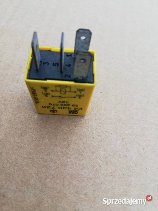 Przekaźnik 24 433 728 prod GM Szydłowiec