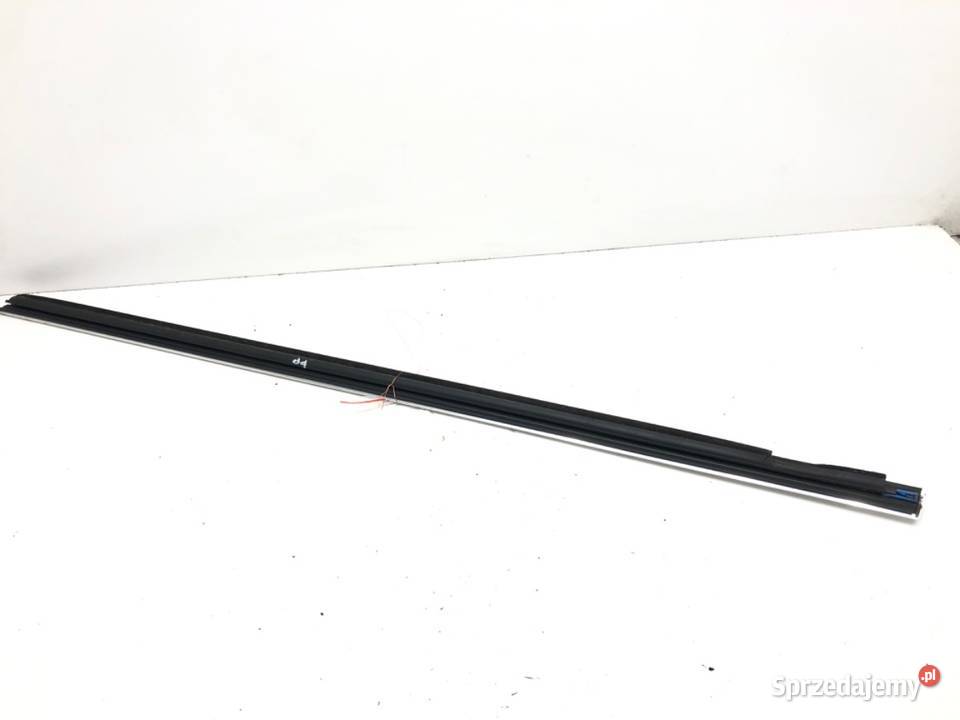 LISTWA ZGARNIAJĄCA PRZÓD PRAWA CHROM MERCEDES sprzedam