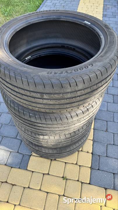 22545R18 Goodyear F1 komplet Białystok sprzedam