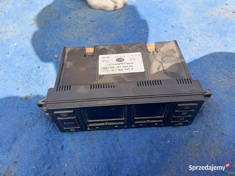 Klimatronik Panel Klimatyzacji 8L0 820 043 B osobowe