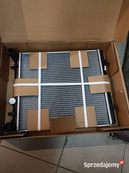 Chłodnica wody VOLKSWAGEN GOLF IV 9703 Układ chłodzenia Krosno