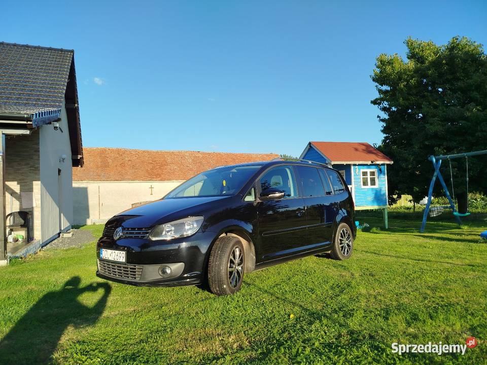 Volkswagen Touran Van / Minibus