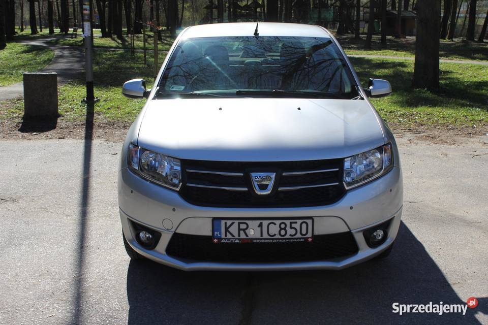 Dacia Logan serwisie NAWIGACJA 2 komplety kół Myślenice
