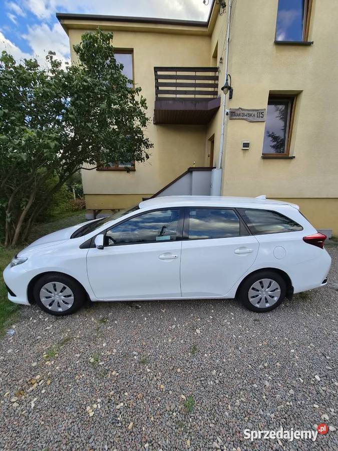 Toyota Auris 14 D4D 90 2018 KOMBI
