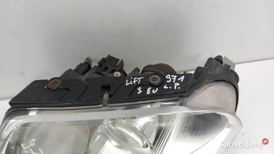 VW PASSAT B5 LIFT EU LAMPA PRZÓD LEWA SOCZEWKA Zbierkowo
