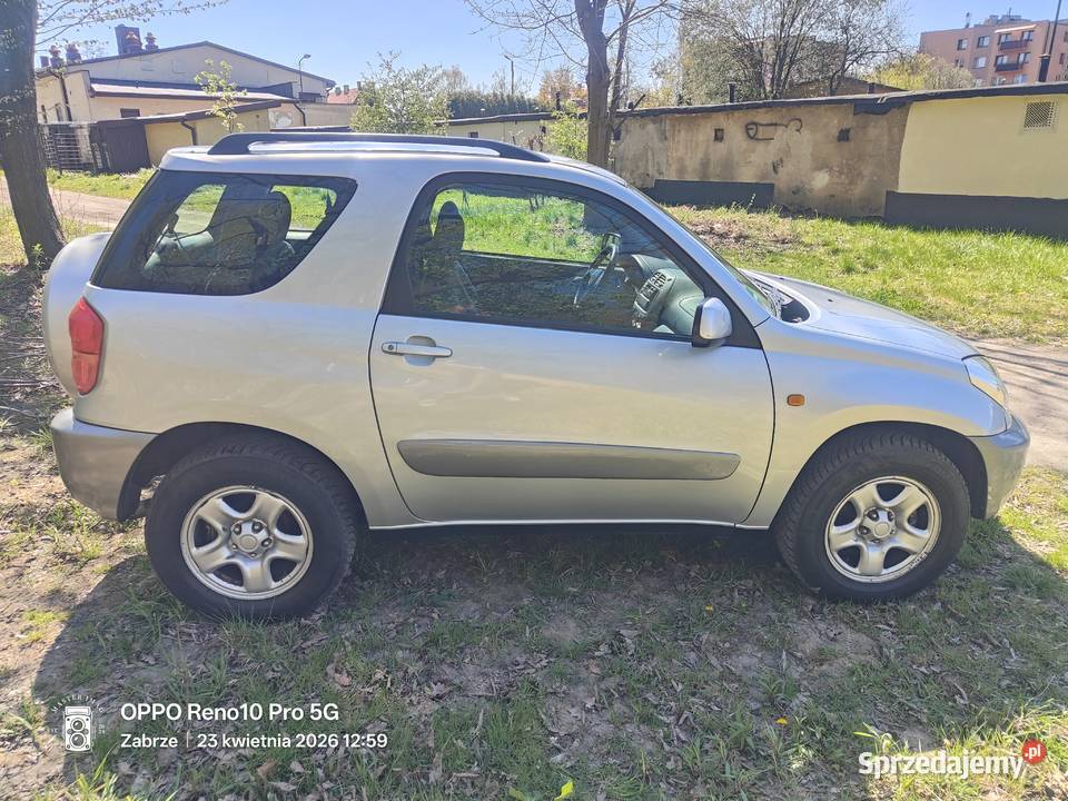 Toyota Rav4 18 benzyna klima elektryka bez rdzy 125KM śląskie Zabrze