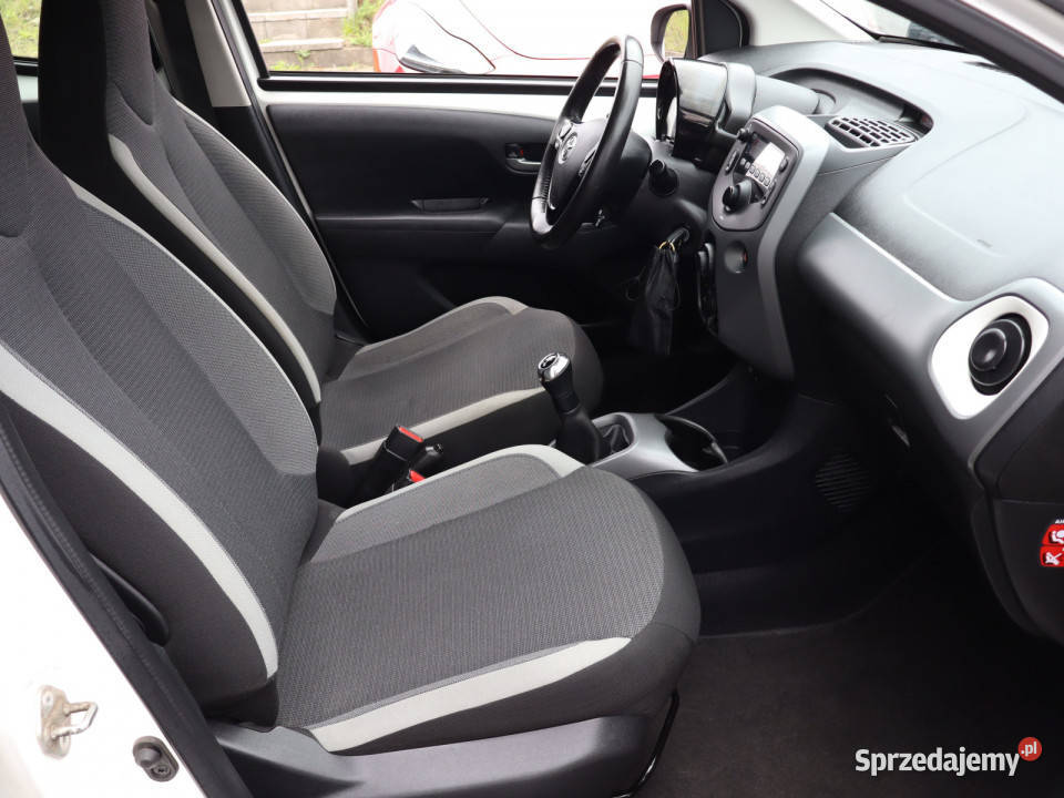 Toyota Aygo 10 VVTi benzyna Bielany Wrocławskie