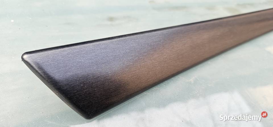 Listwa drzwi dekor prawy przod mercedes w202 Rok produkcji 1999 Zbąszyń