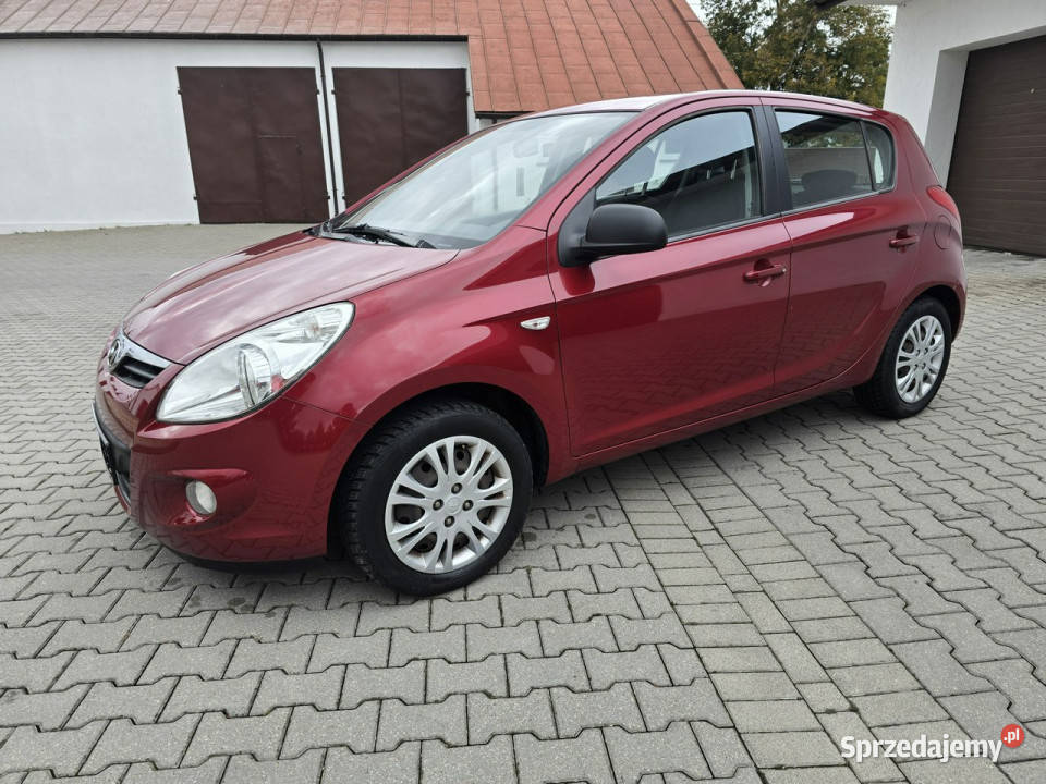 Hyundai i20 14benz Kutno sprzedam