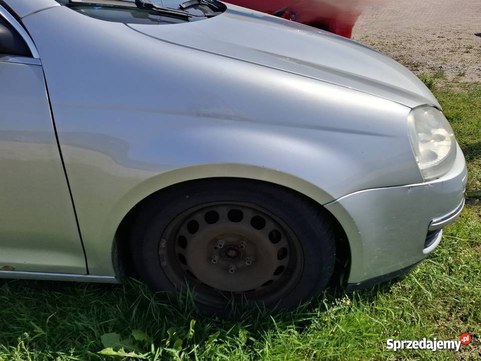 Błotnik Prawy Przedni Volkswagen Golf V osobowe Wisznice