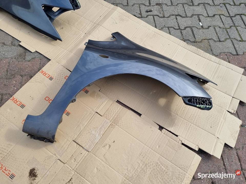 BŁOTNIK PRAWY PRZÓD TOYOTA AURIS I E15 1G3