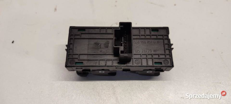 VW TIGUAN II PRZEŁĄCZNIK SZYB 5G0959857D dolnośląskie