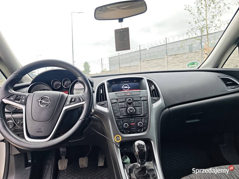 Opel Astra J Sports Tourer 16cdti manualna Wałbrzych
