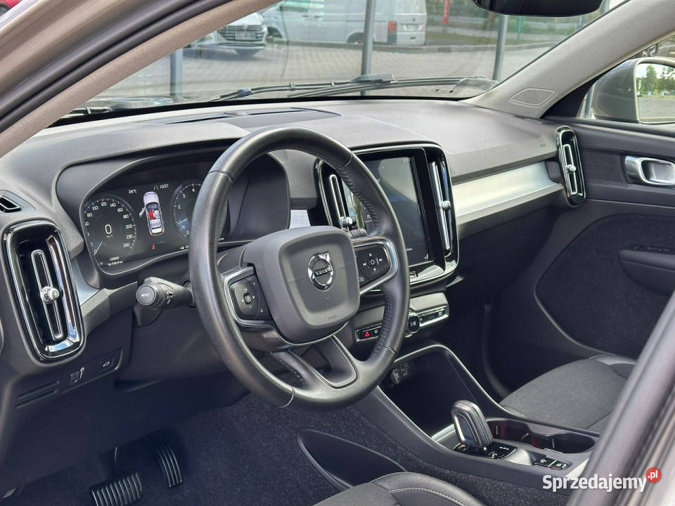 Volvo XC 40 Salon Polska Kamera Navi EleKlapa przyciemniane szyby