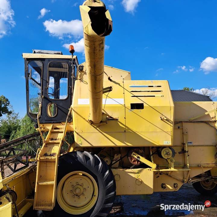 Sprzedam kombajn Holland 1530 clayson New Holland lubelskie Okczyn sprzedam