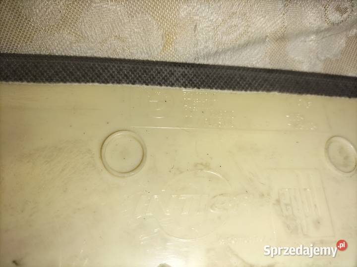 Blenda trzeciego światła stop BMW E60 Poręba