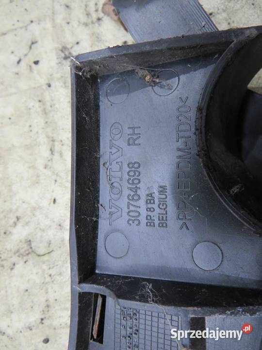 ŚLIZG PRAWY TYŁ VOLVO XC60 30764698