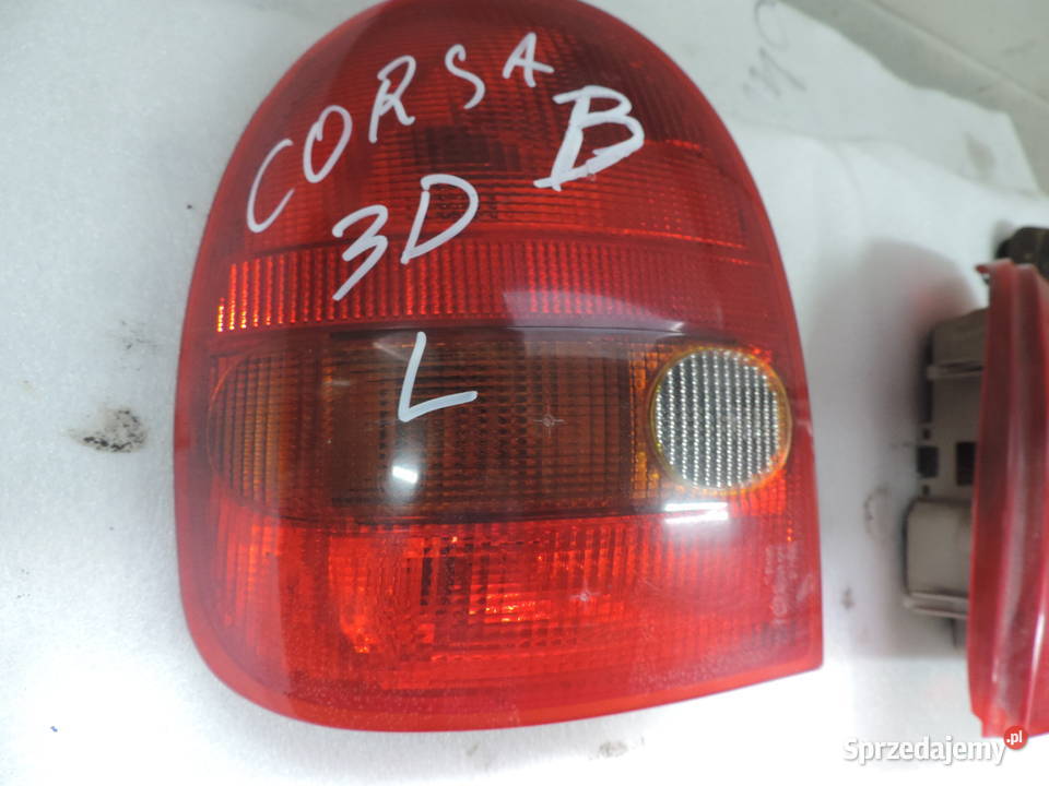 OPEL CORSA B LAMPA LEWY TYŁ 3D Nowy Sącz