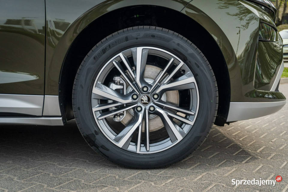 koda Enyaq Enyaq 85 82 kWh 285 łódzkie Łódź