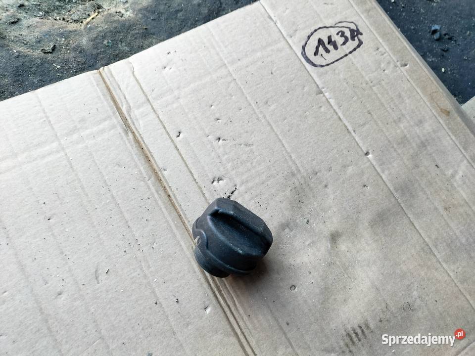 Audi 80 90 B3 B4 A6 C4 C5 BENZYNA 1H0201553B