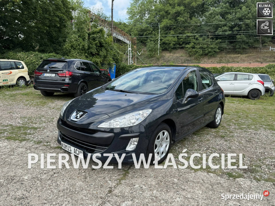 Peugeot 308 14 VTi95BezwypadkowyPierwszy 95KM Samochody osobowe Szczecin sprzedam