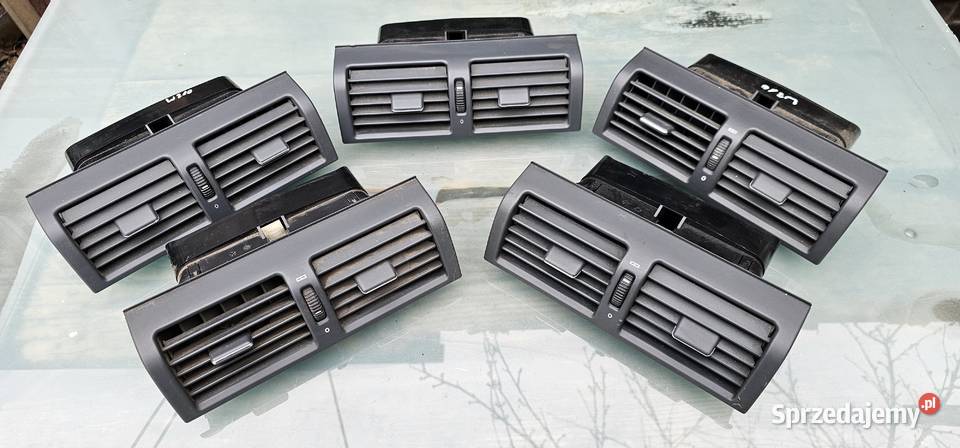 Kratka nawiewu środkowa mercedes w210 2108300054 wielkopolskie Zbąszyń