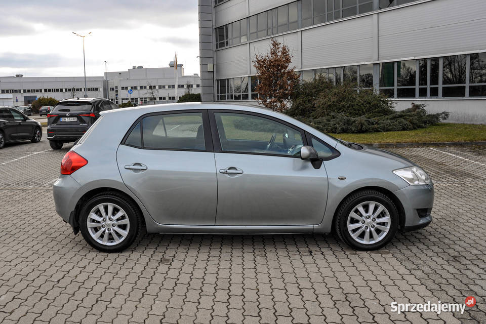 Toyota Auris 16 LPG 160 Wrocław