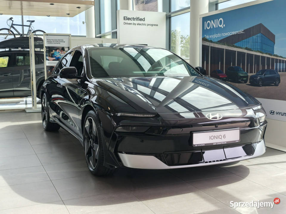 Hyundai IONIQ 6 IONIQ 6 84 KWH 325 4WD UNIQ LIFT 8km Motoryzacja Piotrków Trybunalski sprzedam