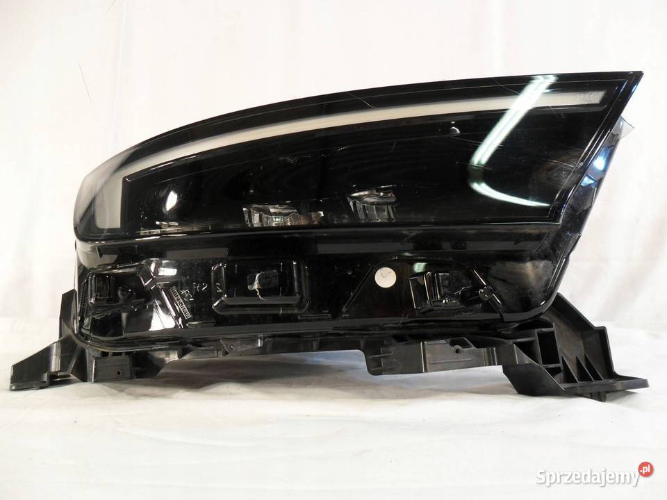 REFLEKTOR PRZÓD STRONA PRAWA OPEL MOKKA B sprzedam