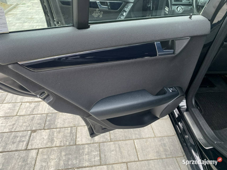 Mercedes C 200 zadbana 100 oryginalny przebieg bluetooth Poznań