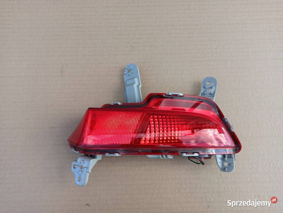 HYUNDAI I30 III LAMPA PRZECIWMGIELNA PRAWY TYŁ Bieleń
