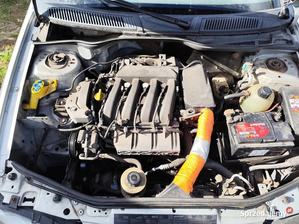 Renault Megane 16 benzyna całość część 250000km