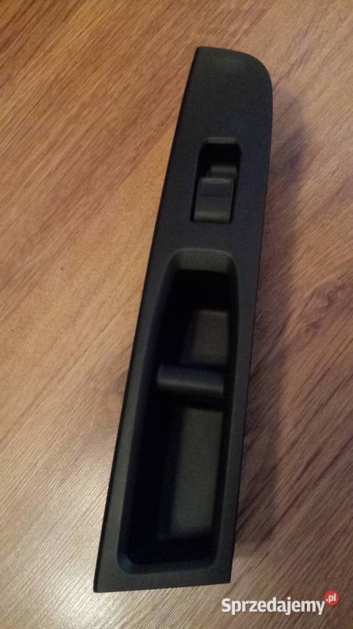 Toyota Yaris III przycisk opuszczania szyb prawy osobowe Nowy Sącz sprzedam