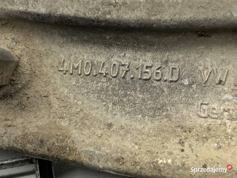 WAHACZ PRAWY PRZÓD AUDI Q8 SUV 4M0407156D podkarpackie