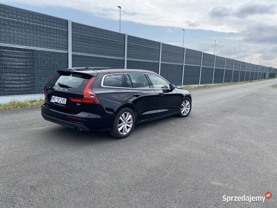 Volvo V60 B4 D Momentum Pro automatyczna
