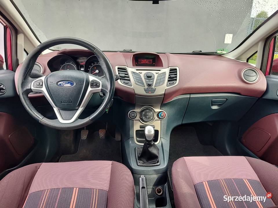 FORD FIESTA 14 BENZYNA Leszno