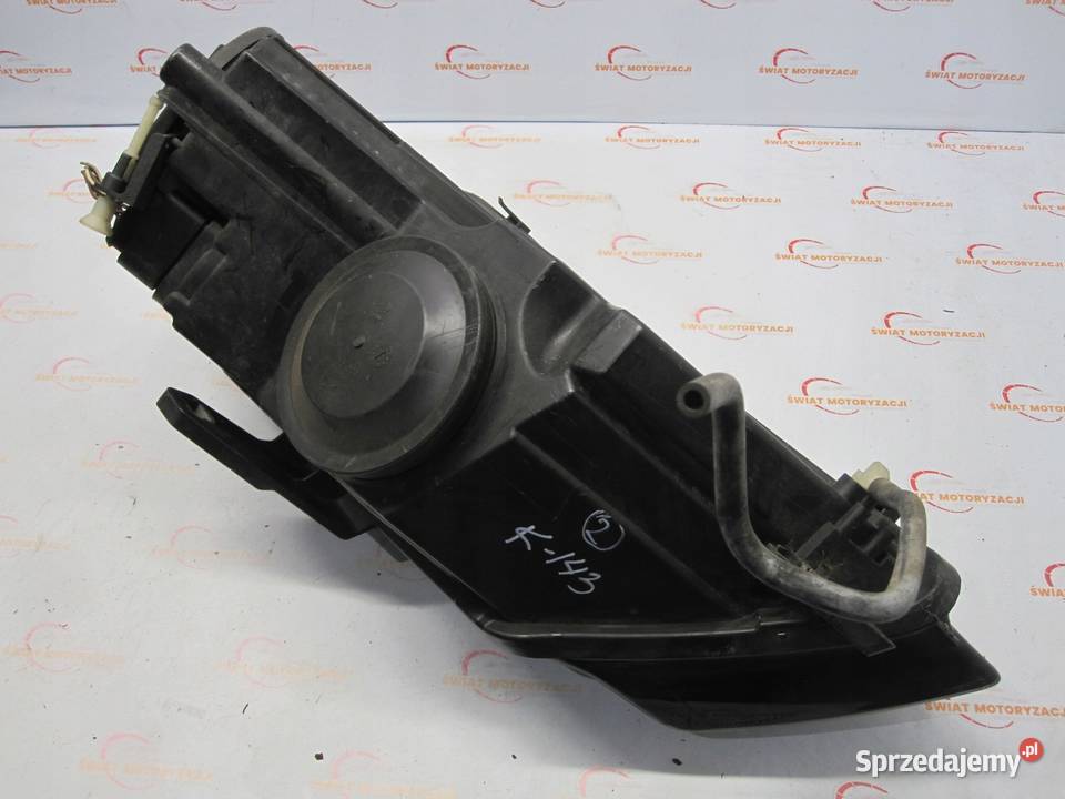 AUDI A3 SPORTBACK 8PA 10r lampa prawa przód osobowe Lampy przednie Kielce