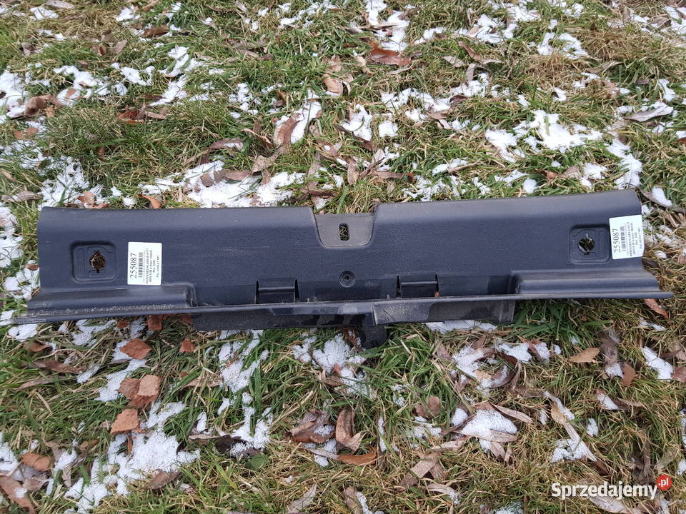 Oslona rantu bagaznika Mercedes A W177