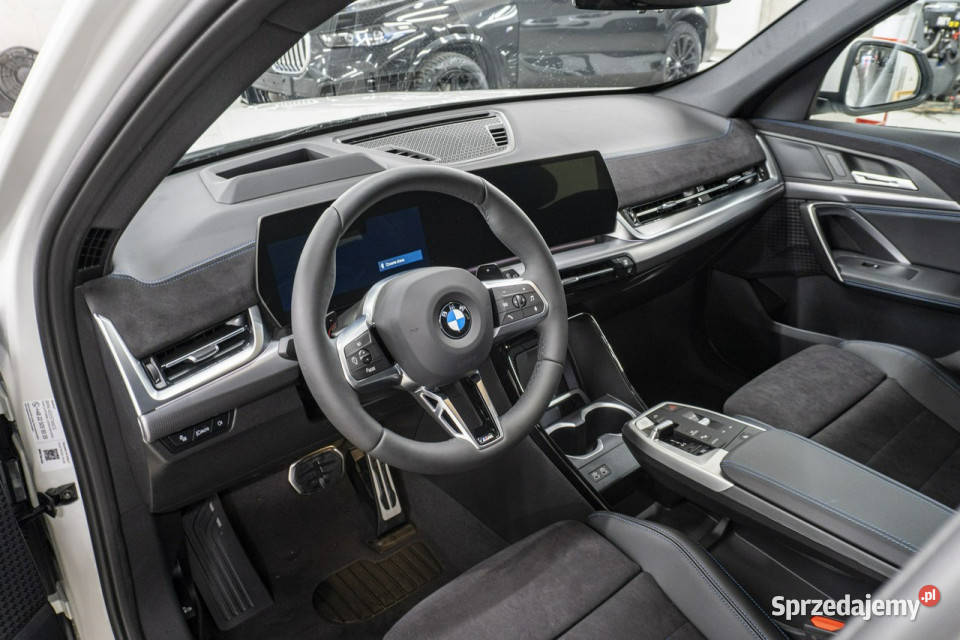 BMW X1 X1 sDrive18i Dostępny ręki U11 2022 wspomaganie kierownicy X1 Łódź sprzedam