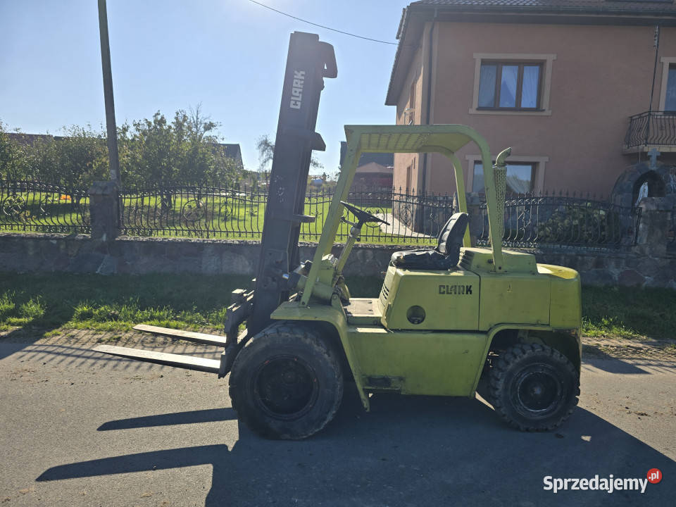 Wózek widłowy CLARK C500 Y70D 35 t 46 m diesel diesel sprzedam