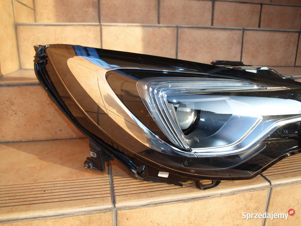 Opel Astra K lampa prawa przód Full Led 2015 Oświetlenie wielkopolskie Kalisz