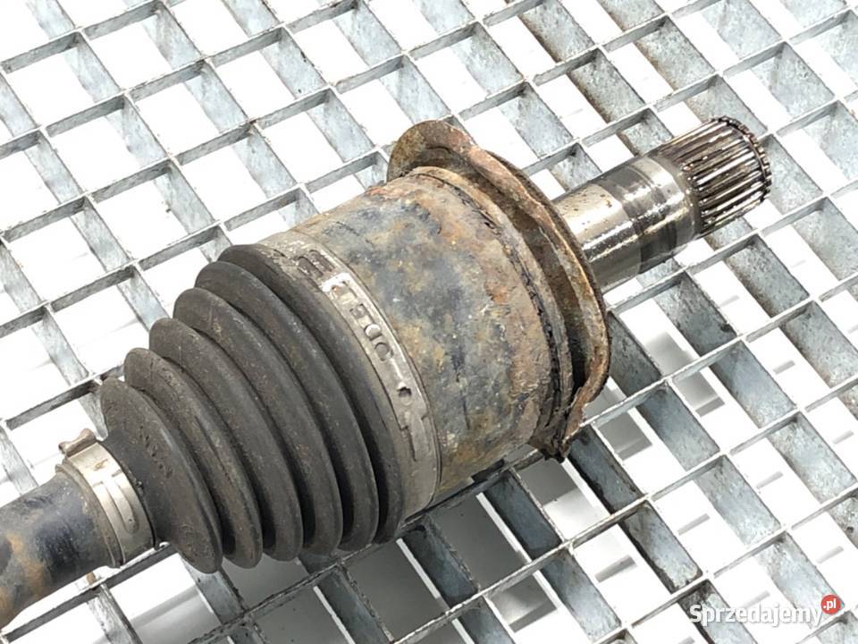 PÓŁOŚ PRAWY TYŁ MERCEDES W639 22 95 Bus PRZEGUB