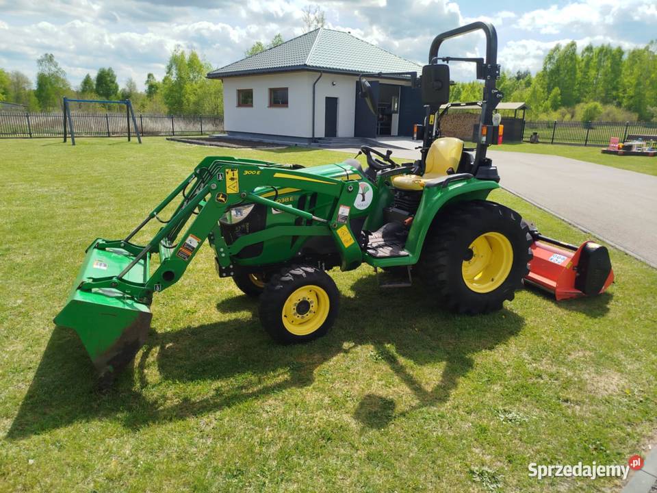 John Deere 3038 2018r z turem ładowaczem krajowy Staszów sprzedam
