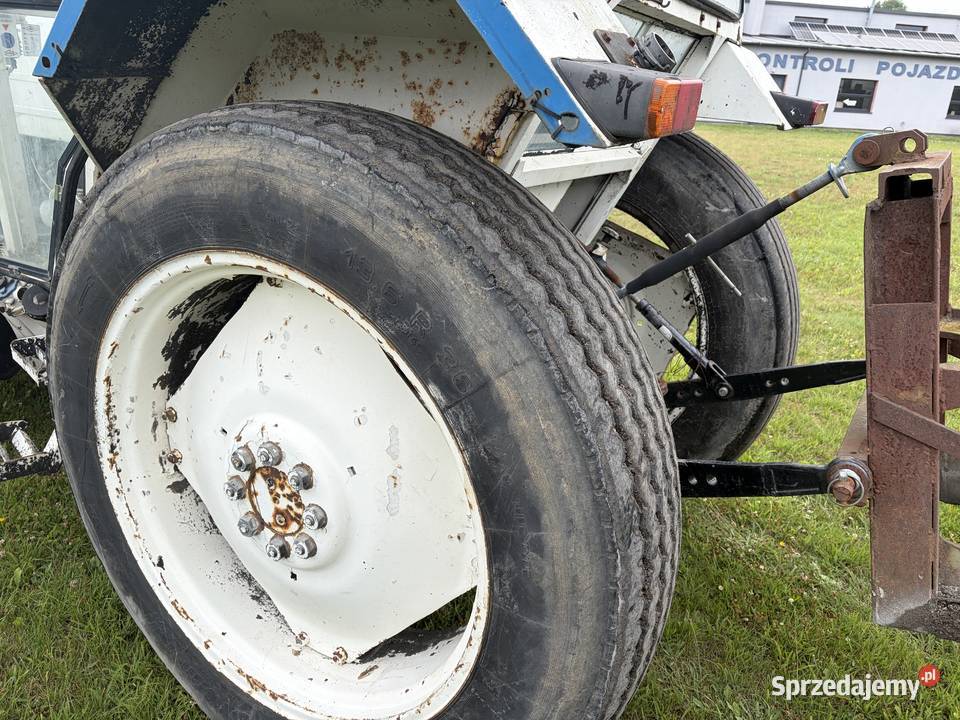 ZAMIATARKA NA TRAKTORZE Ford 4610 Rozprza