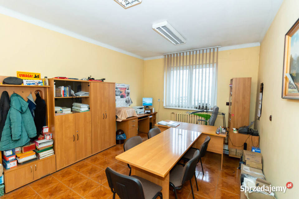 Działka komercyjna z budynkiem 2879m2 Kolejowa świętokrzyskie